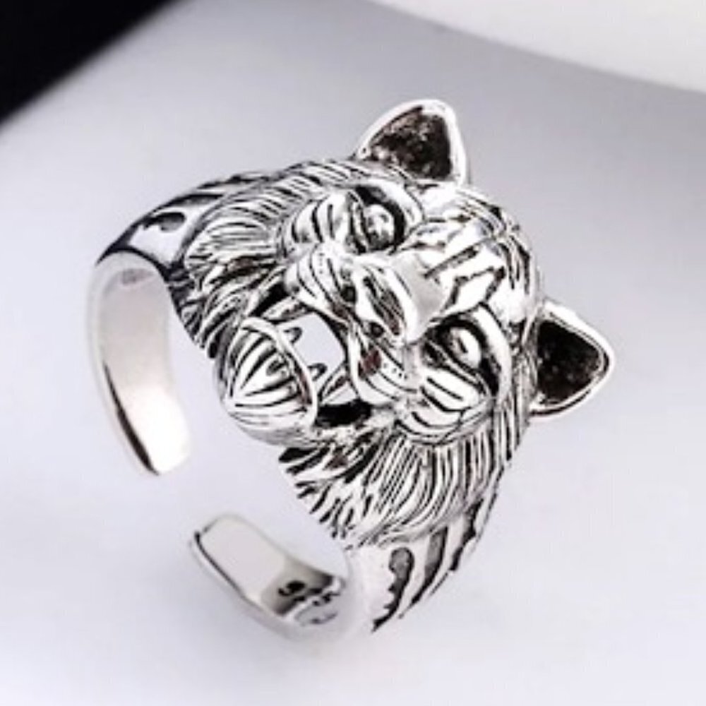 STERLING SILVER LION HEAD VIKING RING - Picture 1 of 6